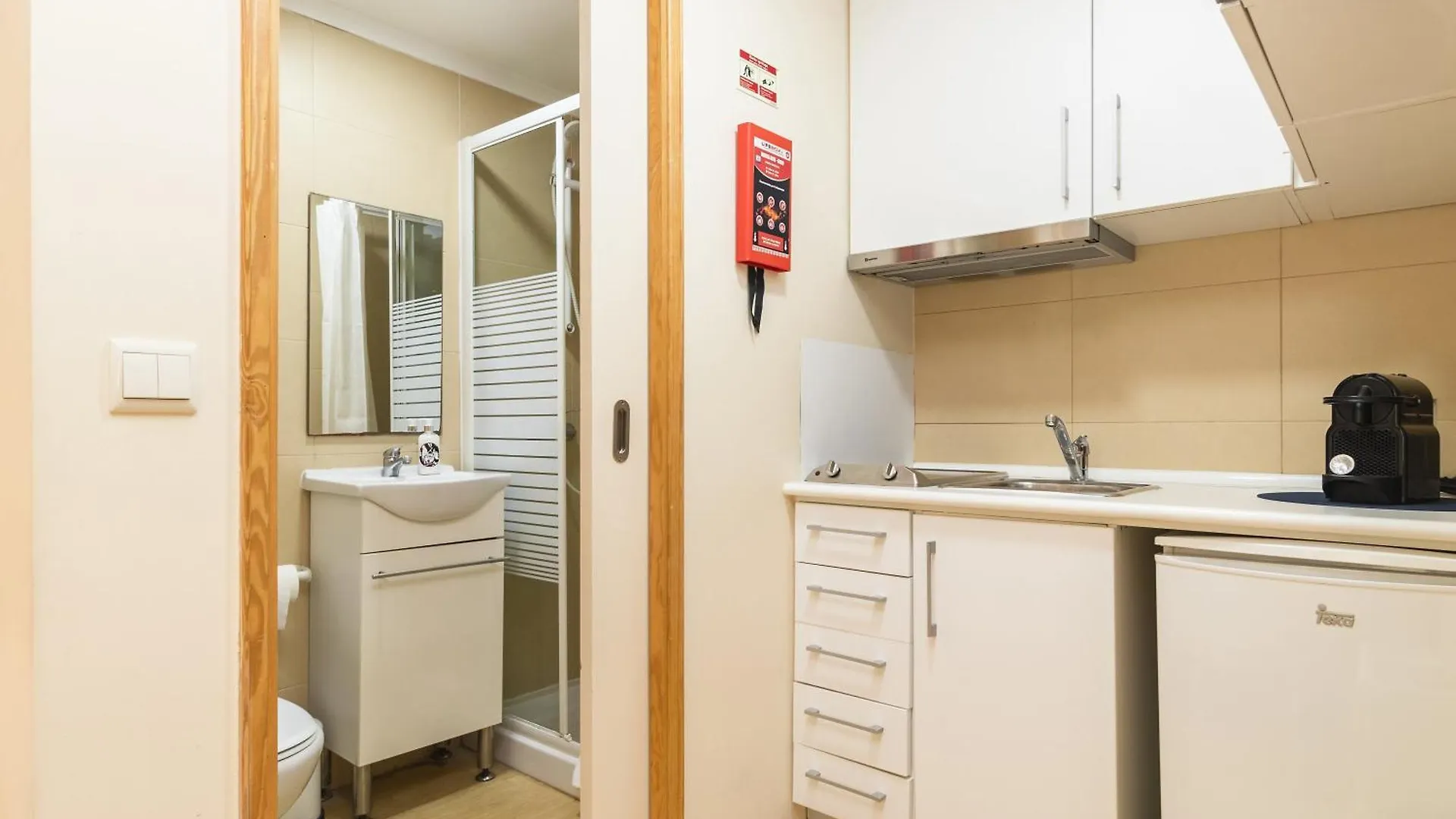Apartment Budget Studio Down Town Lisbon